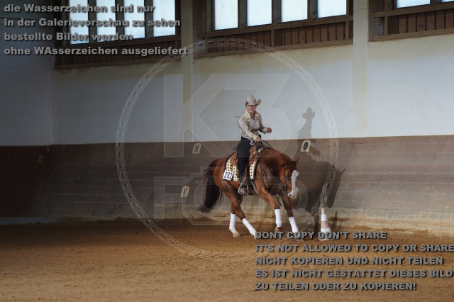 s_A_902662.JPG